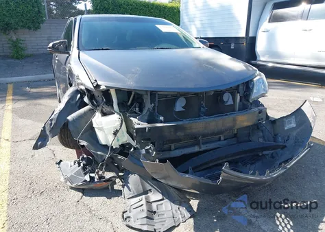 2014 Toyota Camry Se z USA, uszkodzony, nr VIN 4T1BF1FK0EU305189